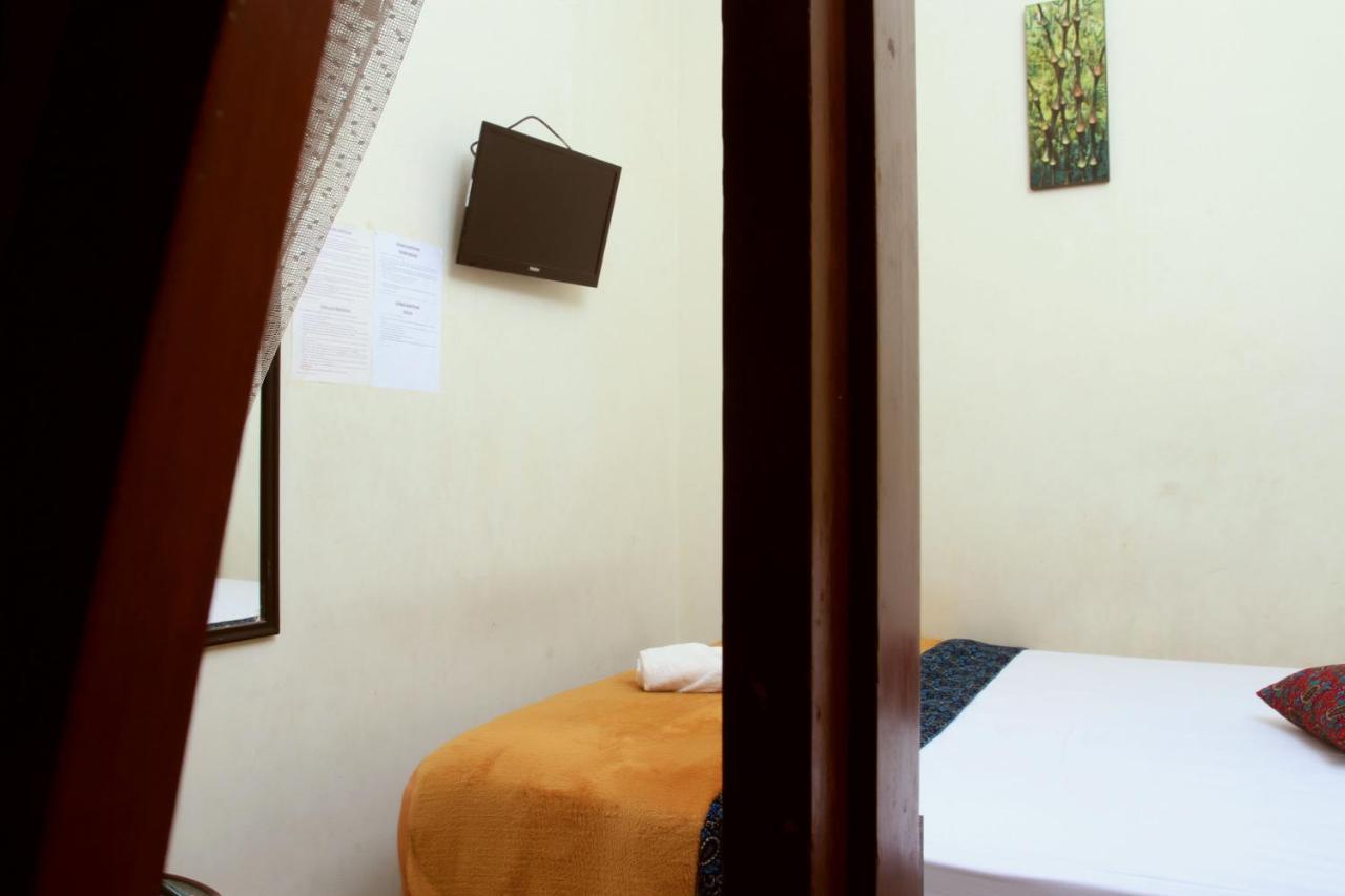 Unique Guesthouse Bandung Exterior foto