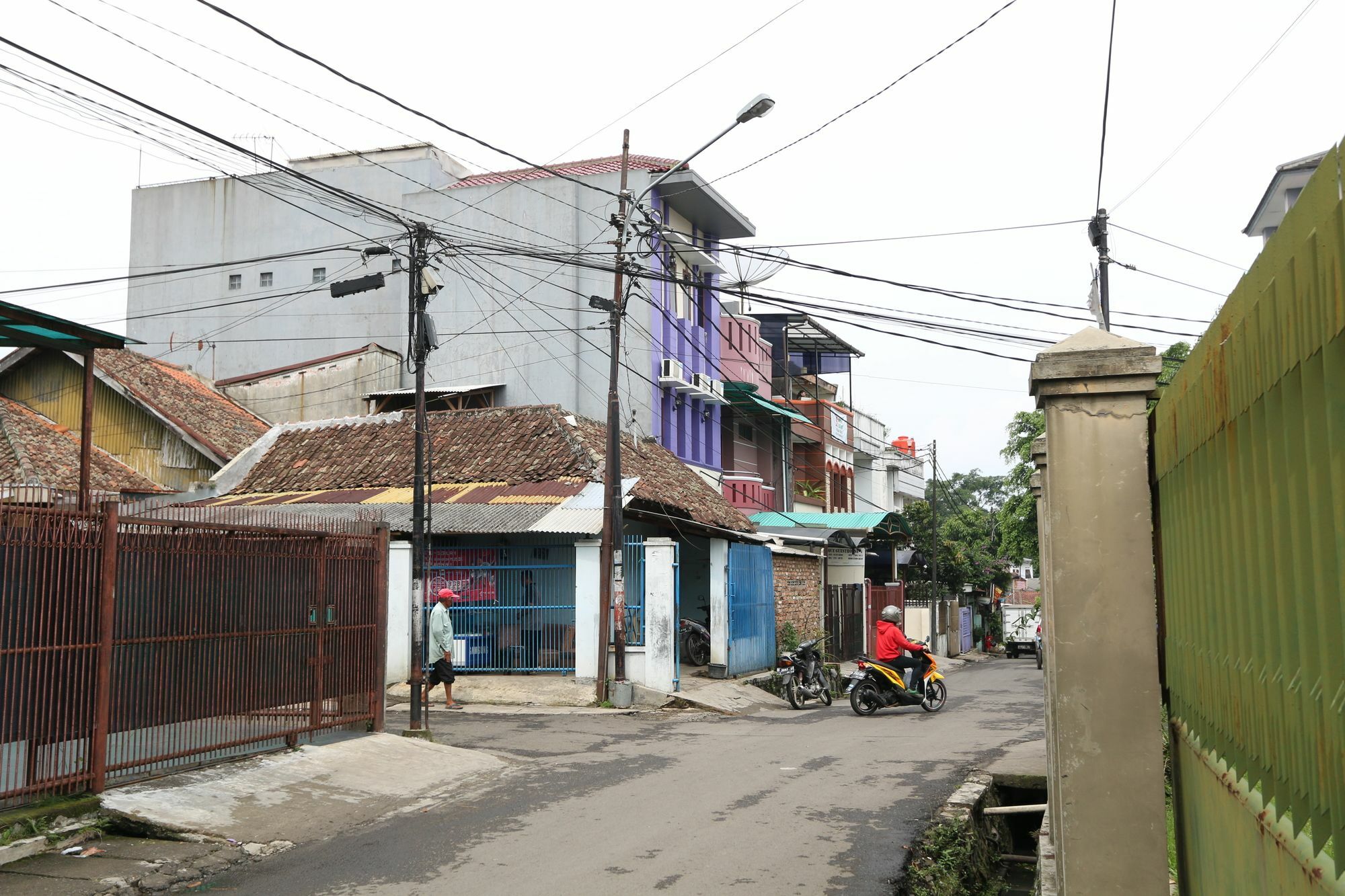 Unique Guesthouse Bandung Exterior foto